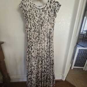 Elegant Animal Print Maxi Dress